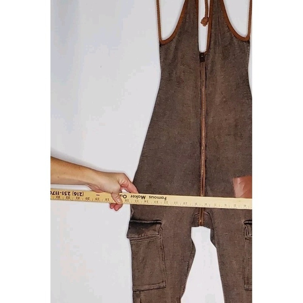 Ribbed Halter Bodycon Jumpsuit Women Medium Brown Zipper Cargo Urban Baddie - Picture 12 of 14